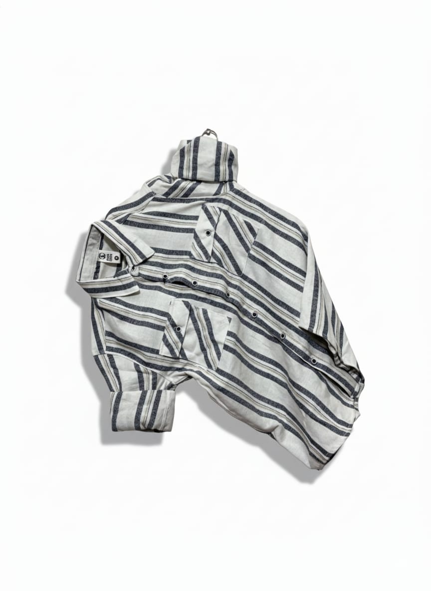 Double pocket back printed shirt